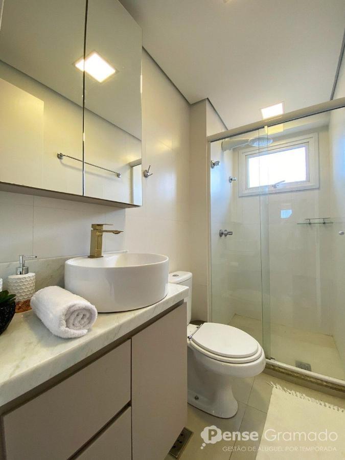 Apartamento 2 Suites - 650M Da Rua Coberta Gramado Dış mekan fotoğraf